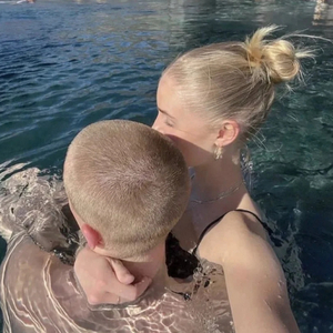 男女裸体动漫在线看
